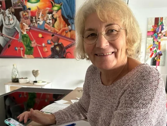 Anne-Mahin-est-ravie-de-son-appartement-AcceGs-Habitat-3