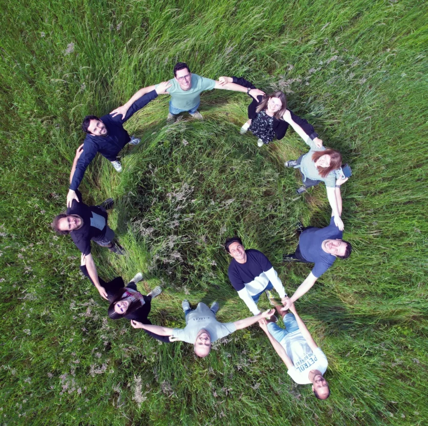 Qbrik-photo-de-groupe-Q-2-1